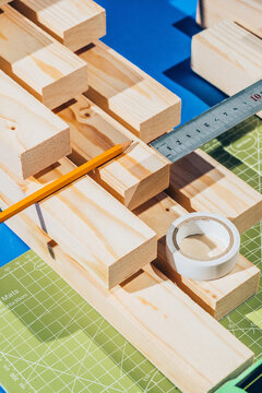 Carpentry measuring tools