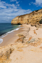 Obraz premium Praia Vale de Centeanes beach, Carvoeiro, Algarve, Portugal. Sunny day