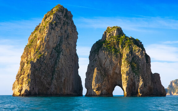 voyage vers Faraglioni di Capri 