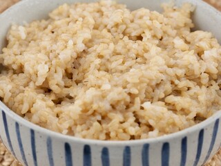 유기농 곡식 현미밥, 음식 
