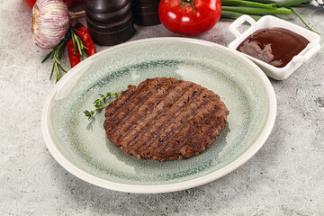 Grilled minced beef burger cutlet
