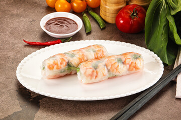 Vietnamese spring roll with prawn