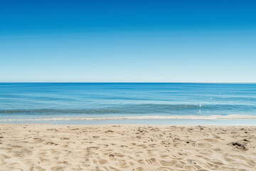 Obraz premium Sunny Beach with Blue Sky and Ocean View