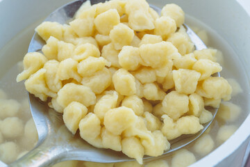 Knöpfle knöpfli spätzle 