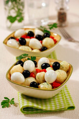 Light salad with little potatoes and yogurt.