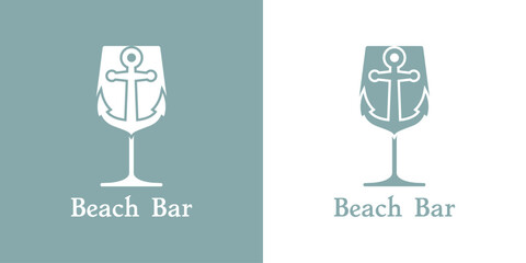 Logo beach bar. Silueta de copa de vino o bebida alcohólica con ancla de barco © teracreonte