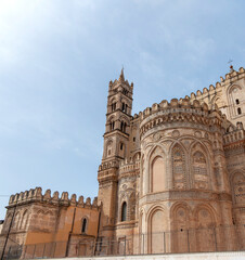 Fototapeta premium The Primatial Metropolitan Cathedral Basilica of the Holy Virgin Mary of the Assumption, known as the Cathedral of Palermo, Sicily, Italy