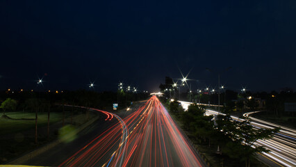 night traffic on the bridge