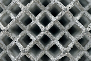 Three-dimensional openwork lattice