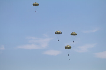 空挺降下
