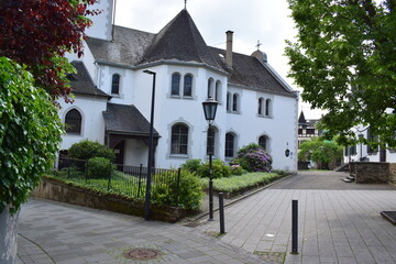 Fototapeta premium church place of Village Winningen in Mosel valley