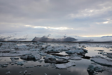 Landschaftsbild auf Island, Jokulsarlon, Gletschersee