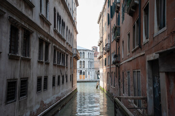 venice in autumn, dova, canals of venice, life in venice, non-tourist season,