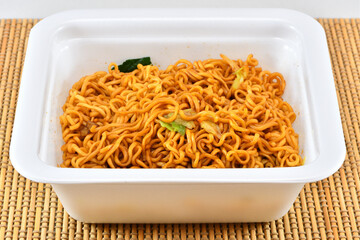 カップ焼きそば