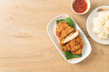 fried chicken with sticky rice