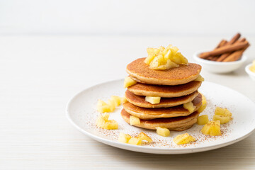 apple pancake or apple crepe