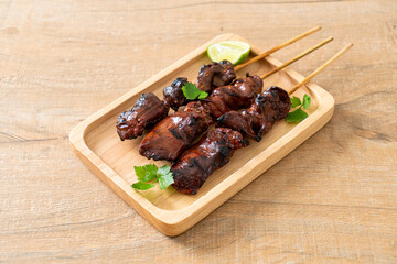 grilled chicken liver with herbs and spices