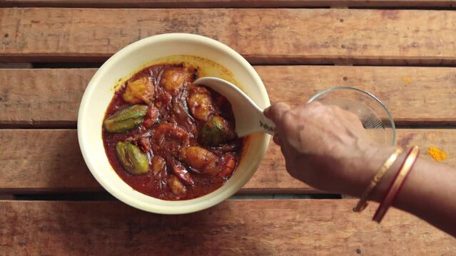 Shrimp or prawn with parwal or Pointed gourd curry
