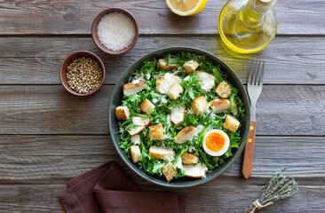 Caesar salad with chicken. Healthy eating. Diet.