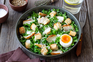 Caesar salad with chicken. Healthy eating. Diet.