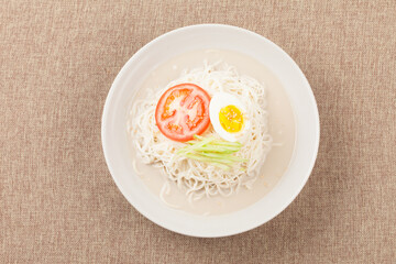  A term collectively referring to some species of the Mollusca phylum Cephalopod order Cuttlefish and Cuttlefish order.