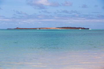 island on the ocean, Praia do Estoril, boa vista, cape verde