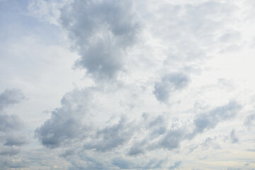 Obraz premium Blue sky with white clouds