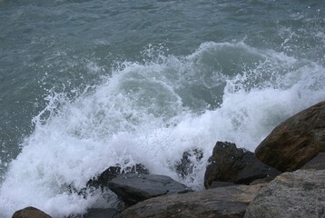 El denominador comun de la region es el agua,desde unas playas de colores esmeralda hasta los numerosos rios de agua dulce.