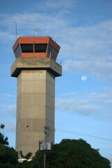 Tenemos un tipo de arquitectura que va desde el estilo colonial hasta el mas moderno y tambien el mas pobre.