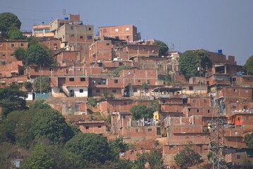 Fototapeta premium Tenemos un tipo de arquitectura que va desde el estilo colonial hasta el mas moderno y tambien el mas pobre.