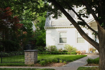 Beautiful Home Landscaping