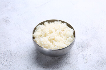 Korean rice with a bright background 밝은 배경에 한국의 공깃밥
