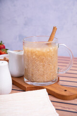 Quinua quinoa porridge hot beverage andes traditional drink super food