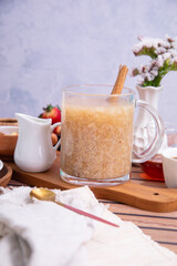 Quinua quinoa porridge hot beverage andes traditional drink super food