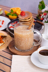 Quinua quinoa porridge hot beverage andes traditional drink super food