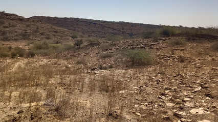 Landscape view of mountains, mountain View and dry grass 