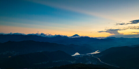 夏の富士山夜景