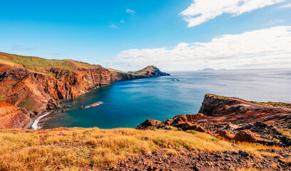 Fototapeta premium Scenic ocean landscape. Vereda da Ponta de Sao Lourenco or Ponta de Sao Lourenco in Madeira island, Portugal.