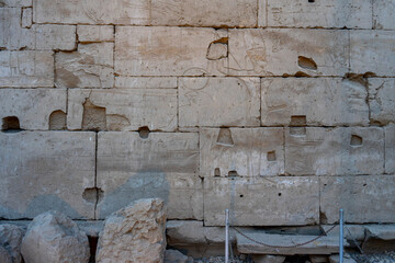 Incredibly well-preserved ancient Egyptian murals