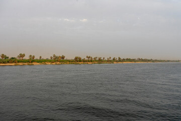The Nile River is a river that flows through the northeastern part of the African continent. With a total length of 6,650 km, it is the longest river in the world