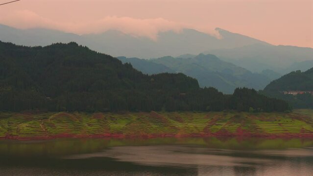 Yawu Lake under the Wawu Mountain, in Meishan City of southwest China&rsquo;s Sichuan Province