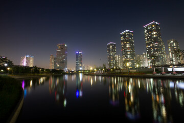 Obraz premium Night Lights at Central Pak Incheon Korea