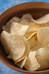 パリパリの美味しそうなポテトチップス