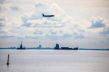 Fototapeta premium Air and sea traffic in Oresund chnnel view