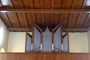 Organ in the parish church of the Exaltation of the Holy Cross in Kravarsko, Croatia
