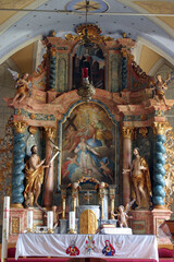 Obraz premium Main altar in the parish church of the Holy Trinity in Klenovnik, Croatia