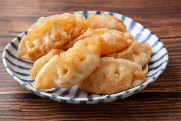 揚げ餃子