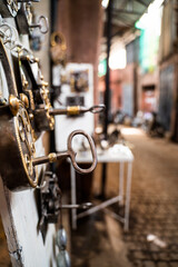 Shopping in Souk Semmarine - Bustling market offering everything from colorful clothing & fabrics to antiques, food & spices.