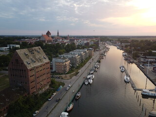 Sonnenuntergang &uuml;ber Greifswalder Ryck