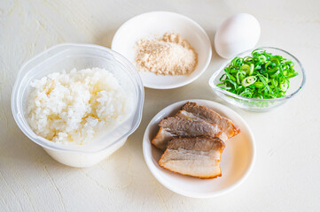 チャーハンの材料